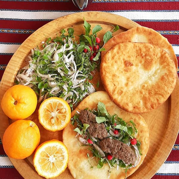 طرز تهیه نان پیاز