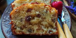 طرز تهیه کیک کشمشی مخصوص با گردو و طعم بسیار عالی