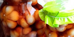 طرز تهیه سیر ترشی شمالی مخصوص با طعم بسیار عالی