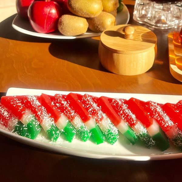 طرز تهیه باسلوق هندوانه ای