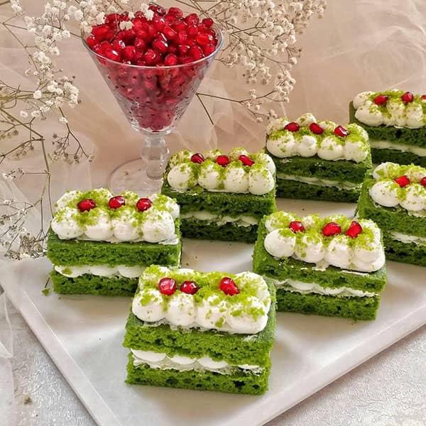 طرز تهیه کیک اسفناج