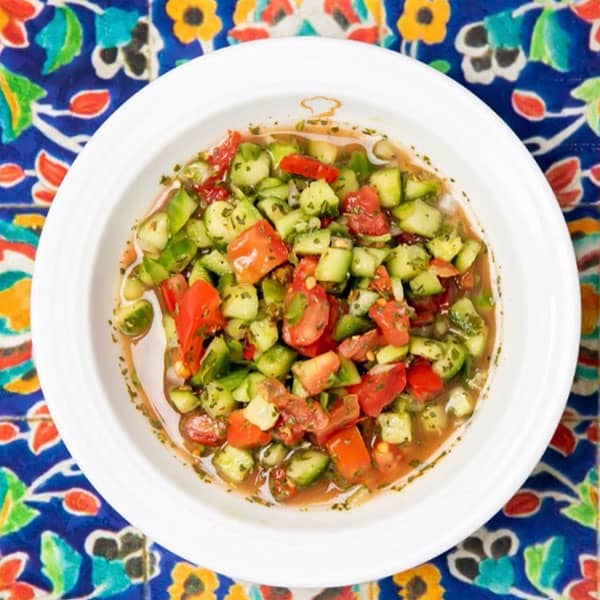 طرز تهیه سالاد شیرازی