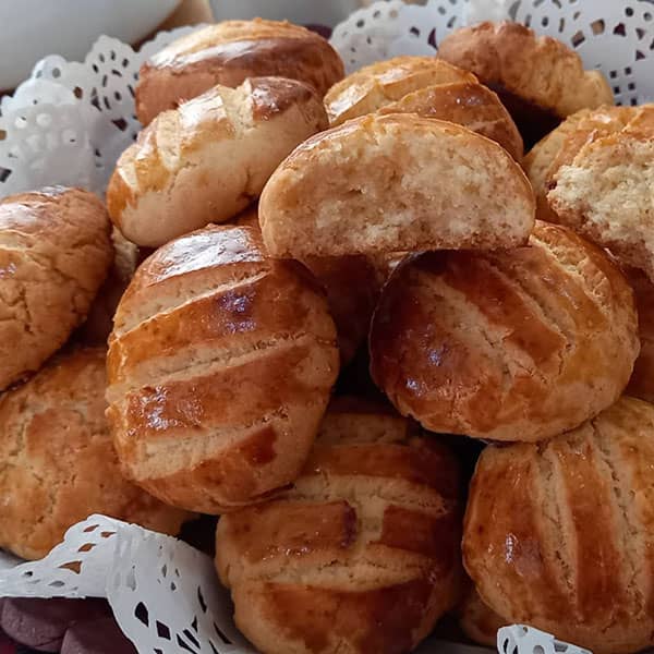 طرز تهیه کلوچه عسلی