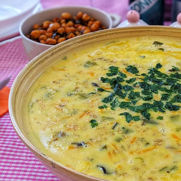 طرز تهیه سوپ پیازچه