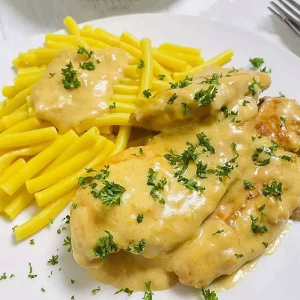 طرز تهیه مرغ خامه ای