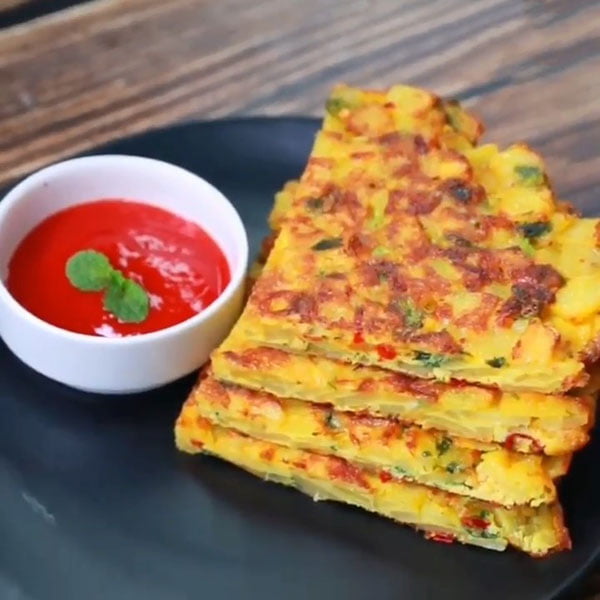 طرز تهیه املت سیب زمینی