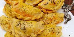 طرز تهیه پیراشکی ژامبون مجلسی با طعم بسیار عالی