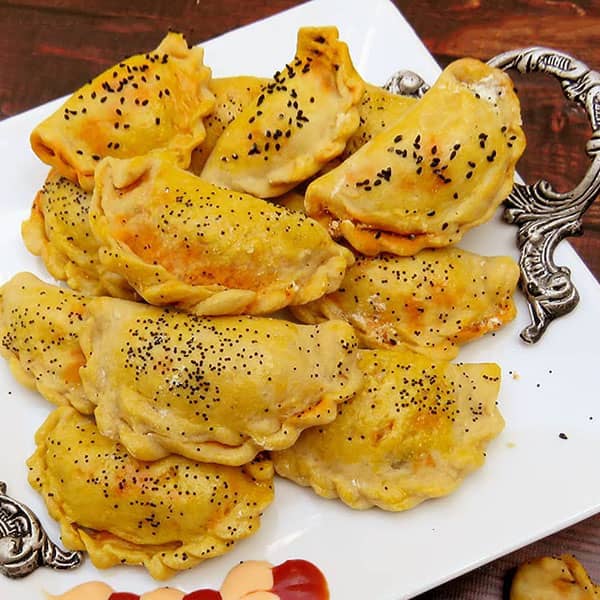 طرز تهیه پیراشکی ژامبون