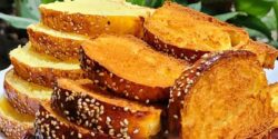 طرز تهیه نان سوخاری برای صبحانه با طعم بسیار عالی