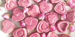 طرز تهیه حلوای گل سرخ مجلسی با طعم بسیار عالی