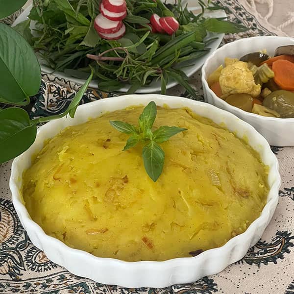 طرز تهیه دو پیازه آلو