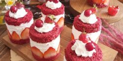 طرز تهیه کیک ردولوت به روش قنادی و با طعم بسیار عالی