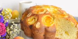 طرز تهیه کیک زردآلو به روش مجلسی و با طعم بسیار عالی