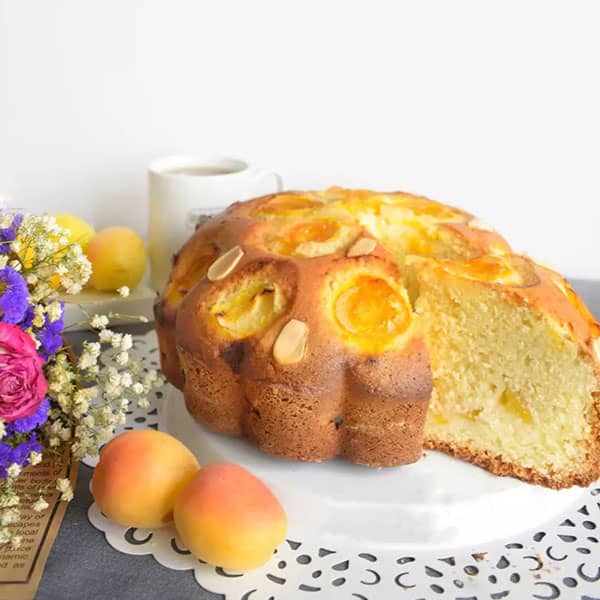 طرز تهیه کیک زردآلو