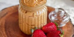 طرز تهیه کرم بیسکویت به روش مجلسی و با طعم بسیار عالی