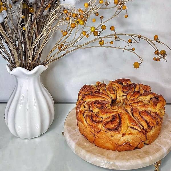 طرز تهیه نان رول دارچینی