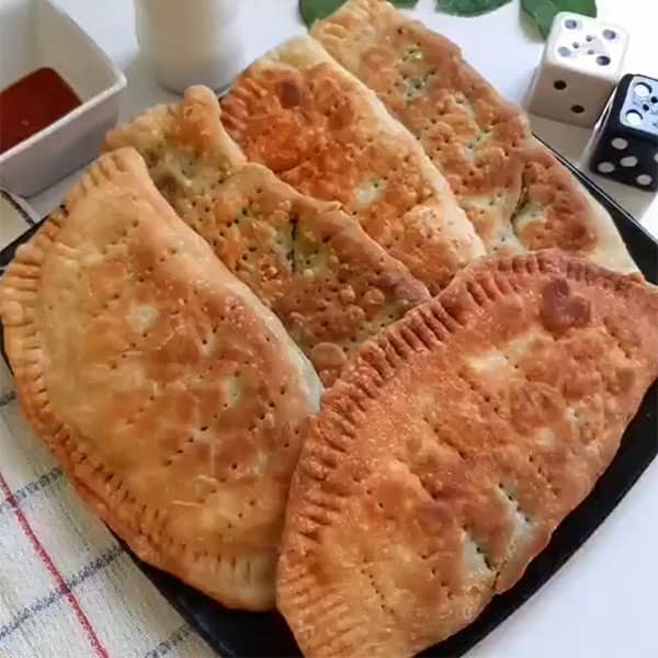 طرز تهیه پیراشکی اسفناج