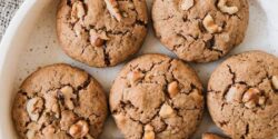 طرز تهیه شیرینی گردویی مجلسی با طعم بسیار عالی
