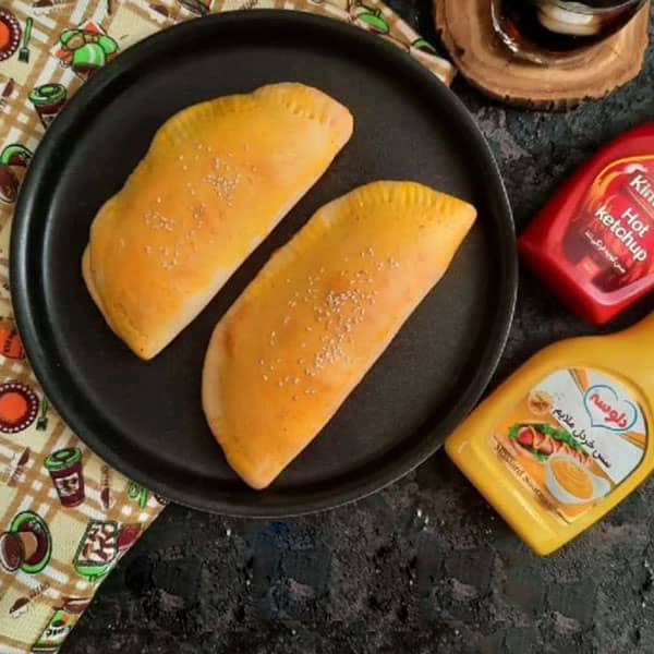 طرز تهیه پیتزا کالزونه