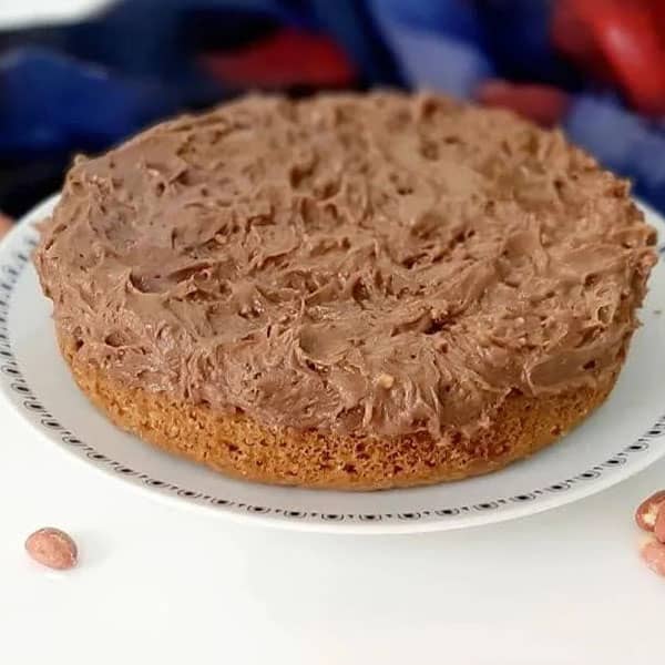 طرز تهیه کیک کره بادام زمینی