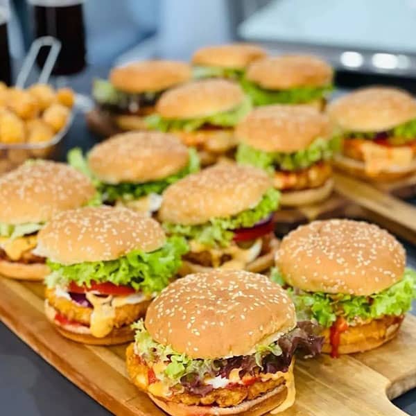 طرز تهیه همبرگر مرغ
