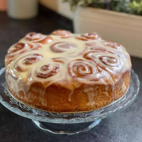 طرز تهیه نان رولی دارچینی