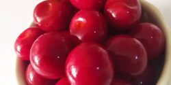 طرز تهیه ترشی آلبالو به روش مجلسی و با طعم بسیار عالی