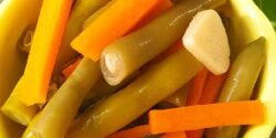 طرز تهیه ترشی لوبیا سبز به روش سنتی و با طعم بسیار عالی