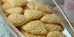 طرز تهیه بیسکویت وانیلی خانگی با طعم بسیار عالی