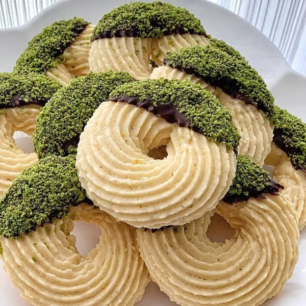 طرز تهیه قرابیه لیمویی