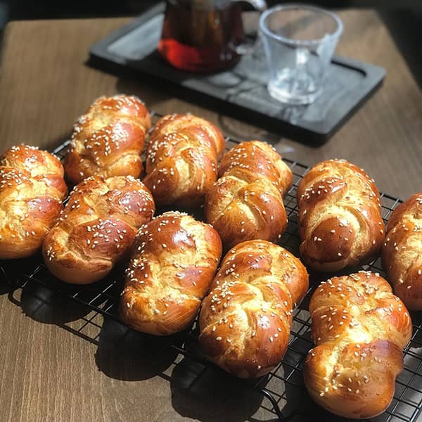 طرز تهیه نان هالا