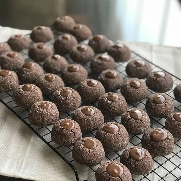 طرز تهیه شیرینی الماسی موکا