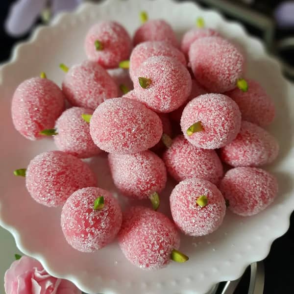 شیرینی توت رزا منتظمی طرز تهیه شیرینی توت با نارگیل طرز تهیه شیرینی توت بدون فر فیلم اموزش شیرینی توت شیرینی توت قیمت شیرینی توت مال کجاست خرید شیرینی توت
