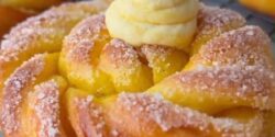 طرز تهیه نان زعفرانی با بافت پنبه ای و طعم بسیار عالی