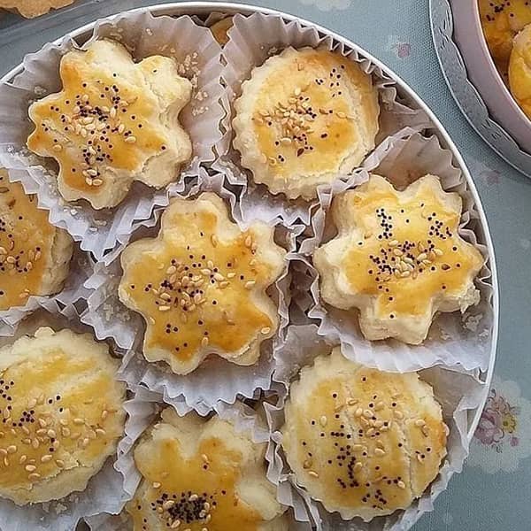 شیرینی فسایی خانم گلاور طرز تهیه نان فسایی زرشناس علت ترک خوردن شیرینی فسایی طرز تهیه نان فسایی با روغن مایع شیرینی نان فسایی زرشناس طرز تهیه نان فسایی با پیمانه طرز تهیه نان کنجدی فسایی