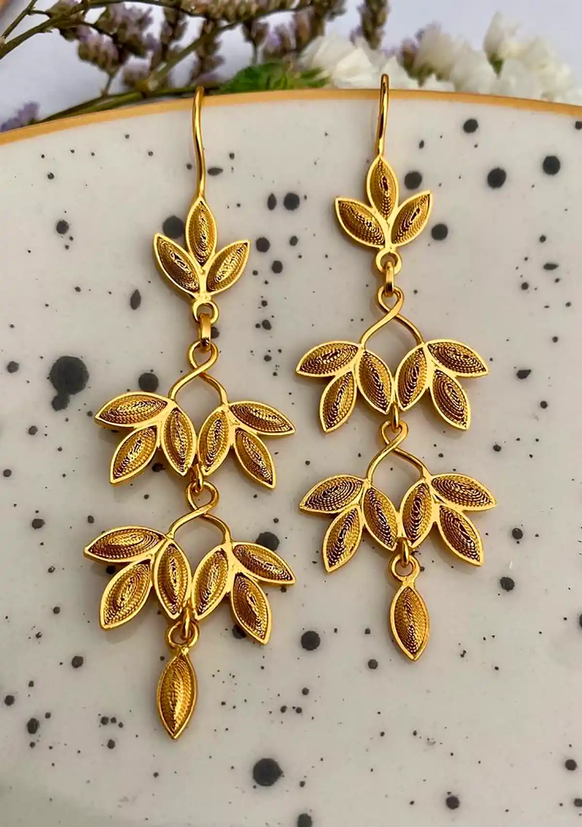 گوشواره کلاسیک بزرگ طلا 