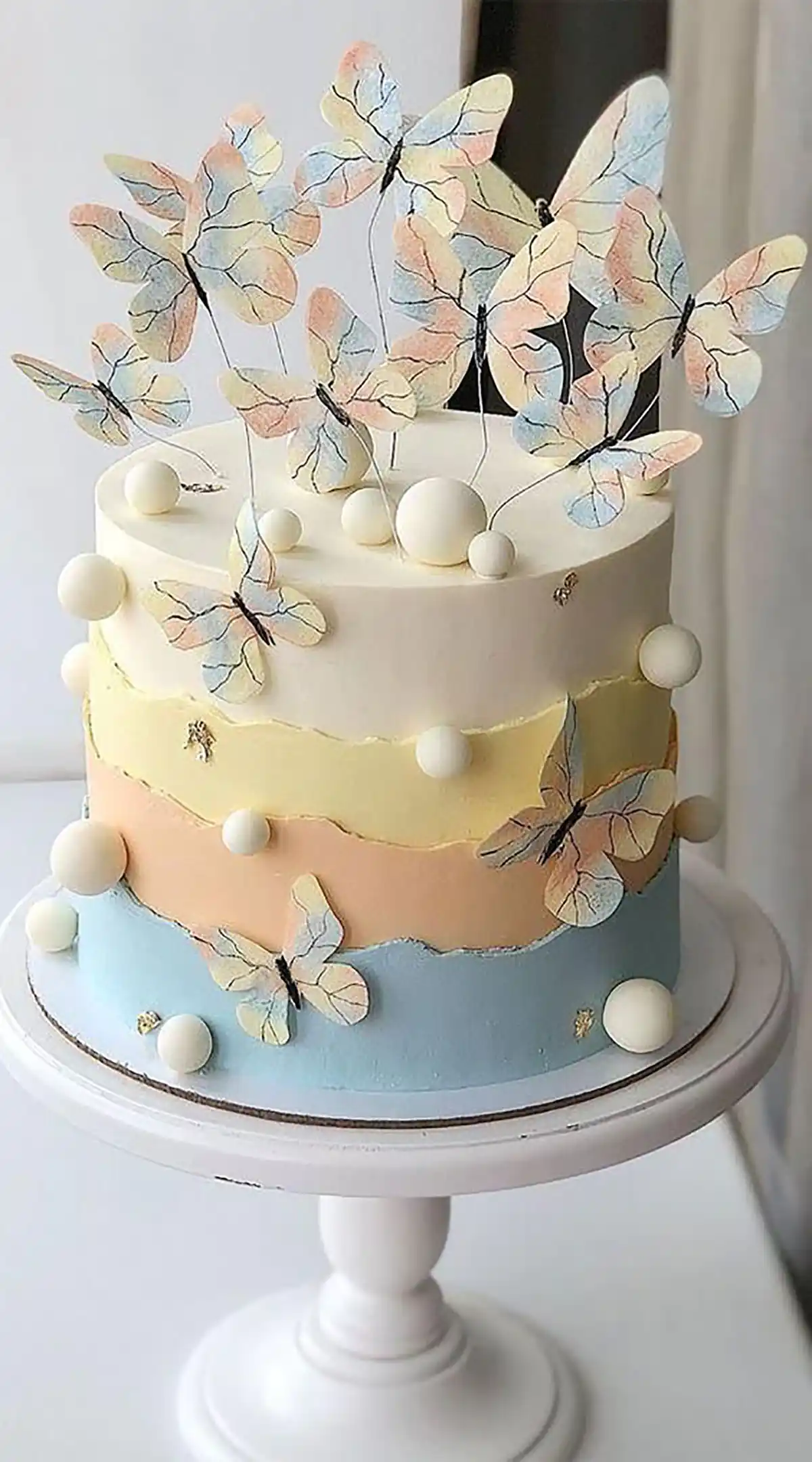 کیک تولد فانتزی