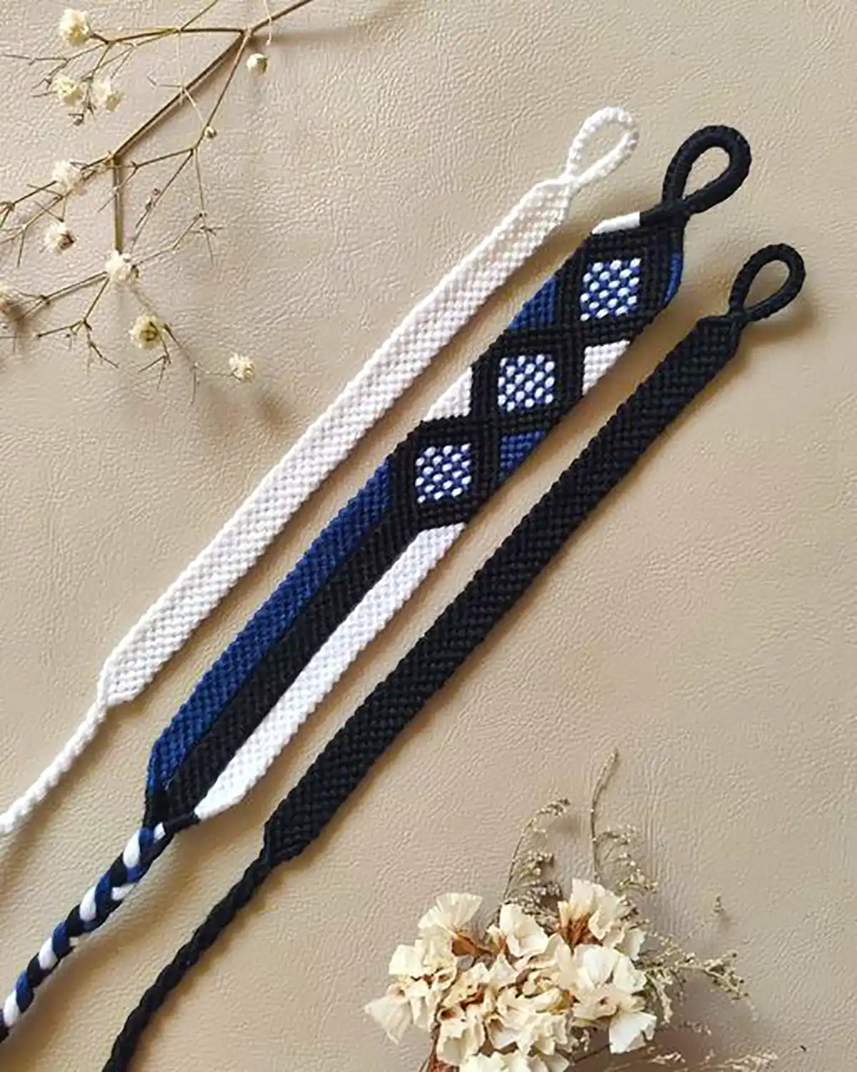 دستبند بافتنی دخترونه خاص