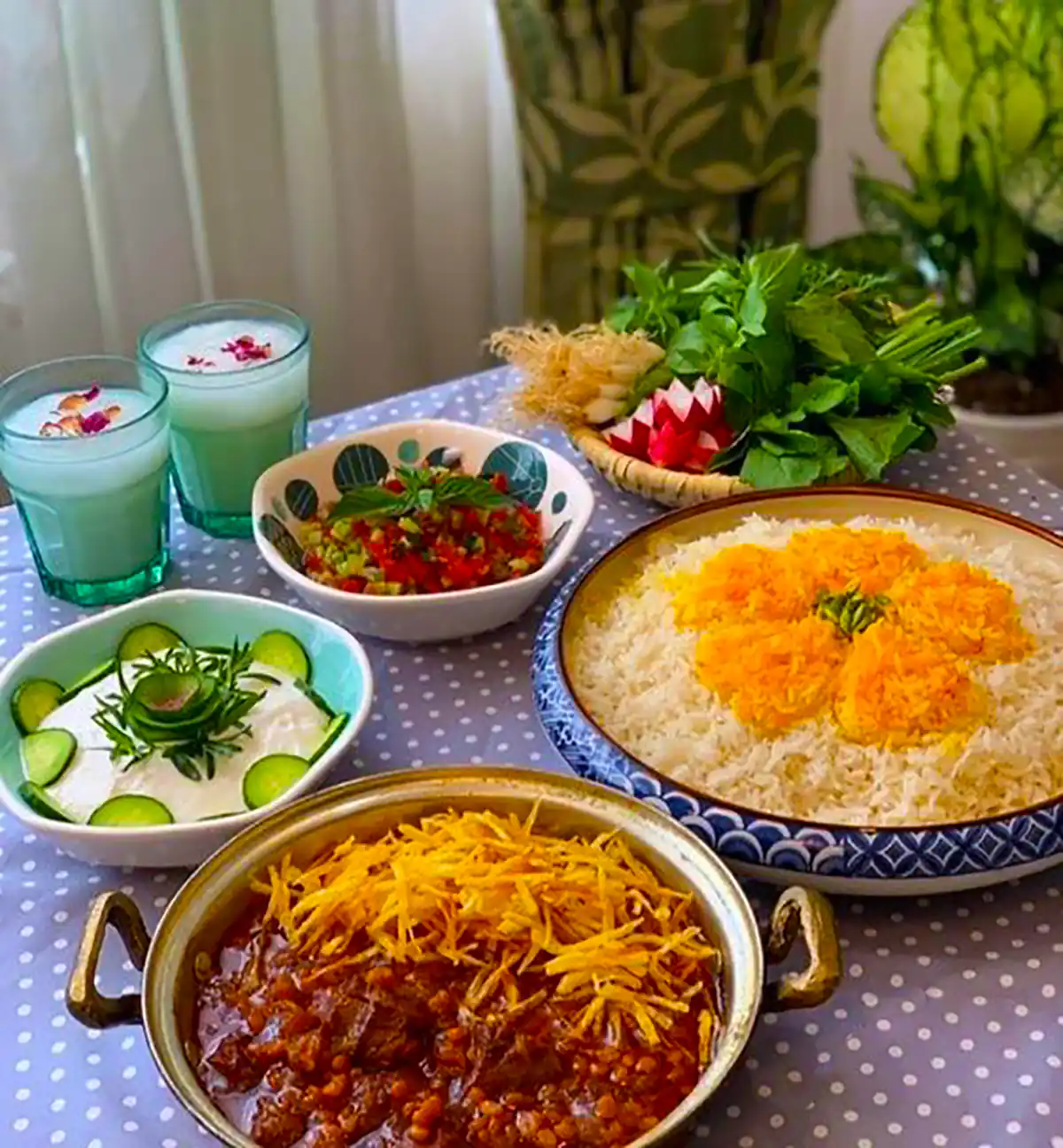 دیزاین میز غذا ایرانی