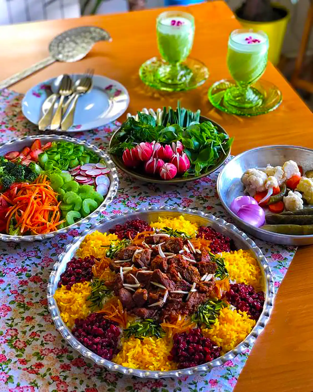دیزاین میز غذا ایرانی