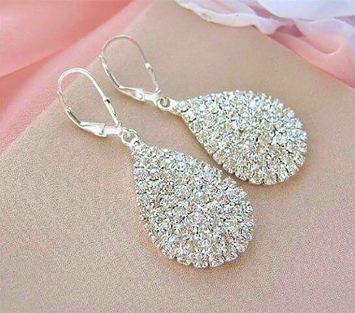 گوشواره زنانه خاص