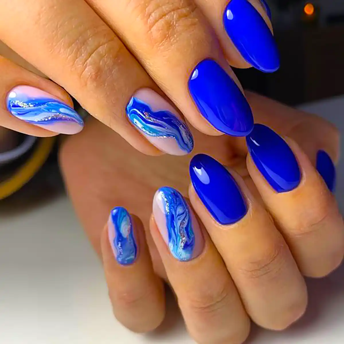 ایده طراحی ناخن آبی