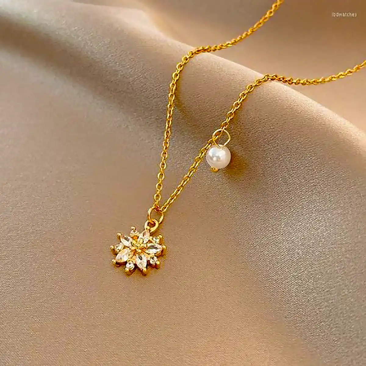 گردنبند خاص زنانه