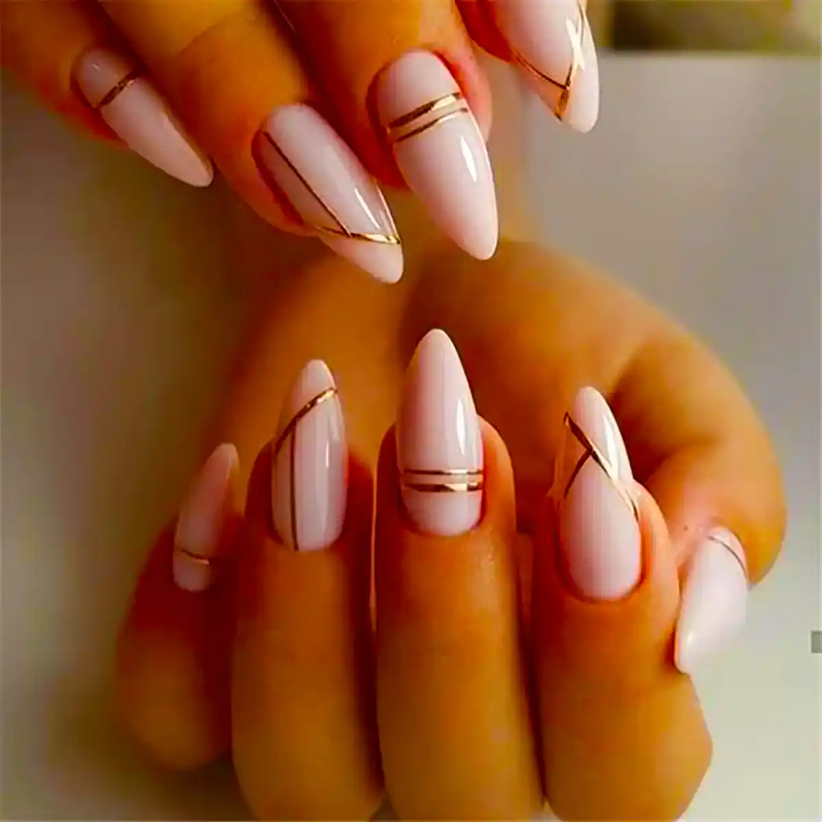 طراحی ناخن سفید عروس شیک