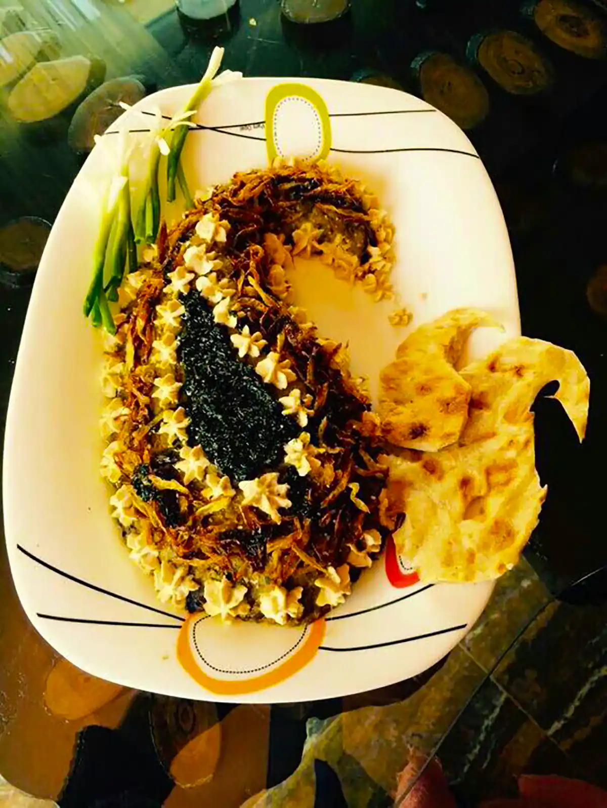 تزئین کشک و بادمجان مجلسی