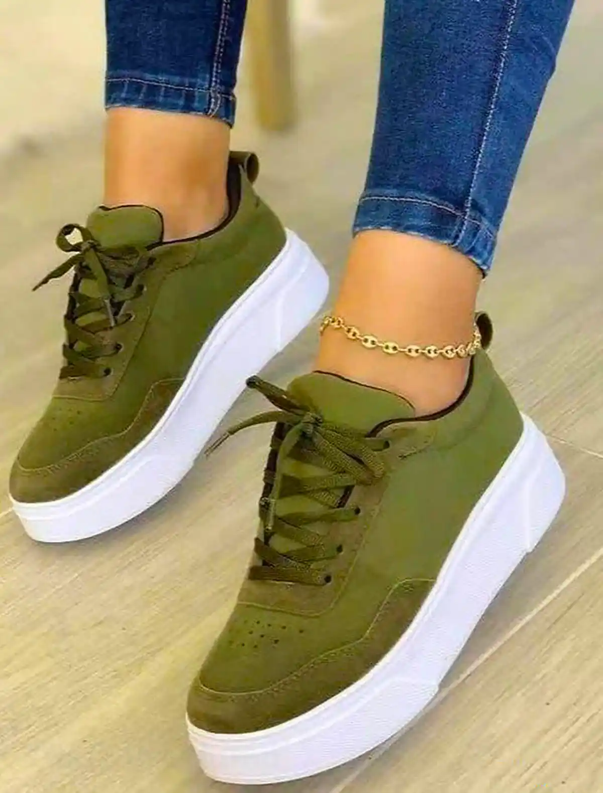 کتونی اسپرت دخترونه