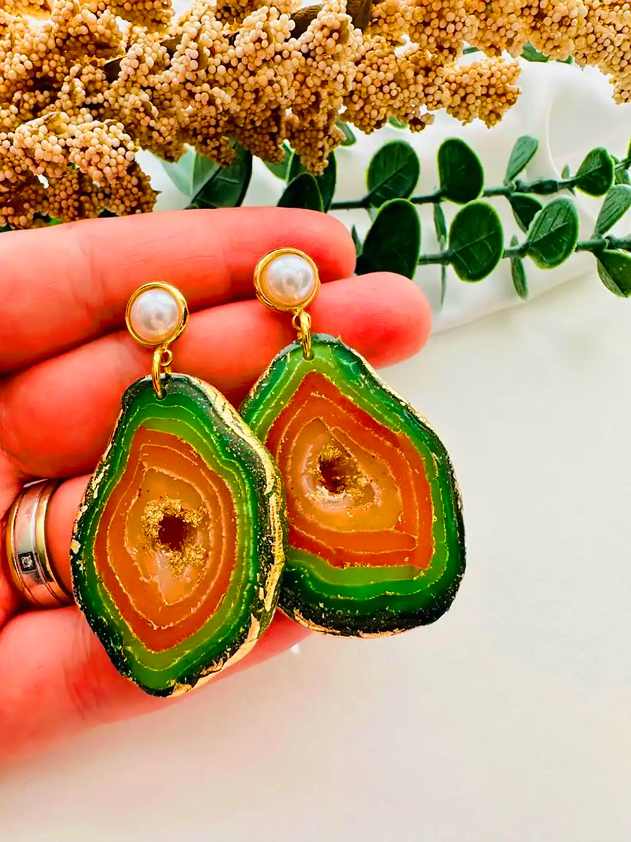 گوشواره با سنگ معدنی