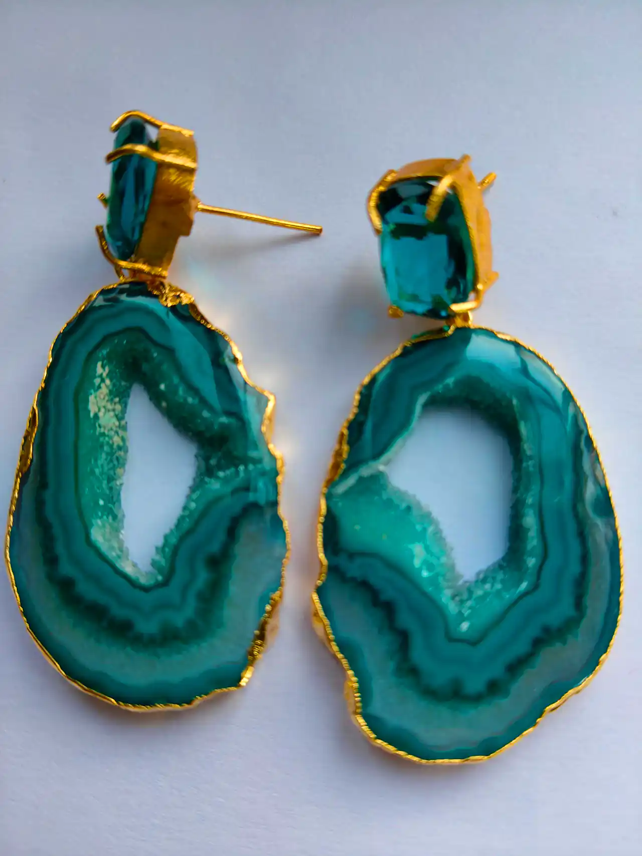 گوشواره با سنگ معدنی