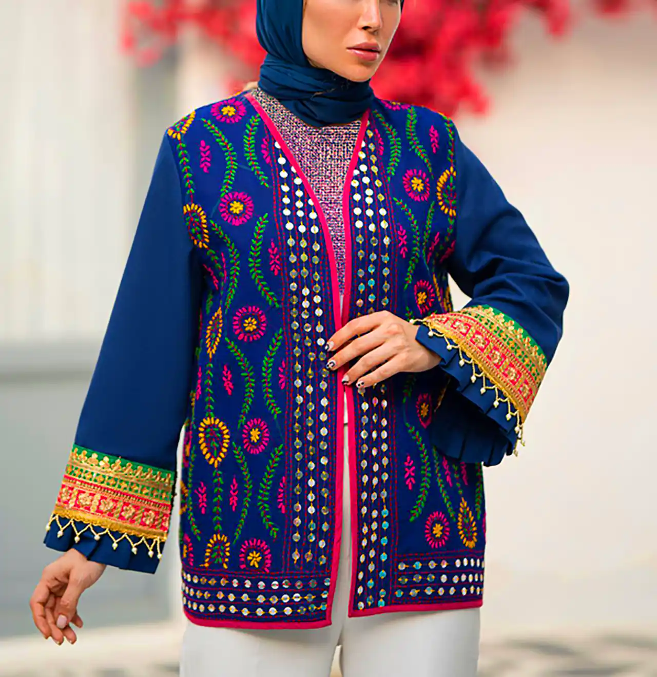 مانتو سنتی سوزن دوزی