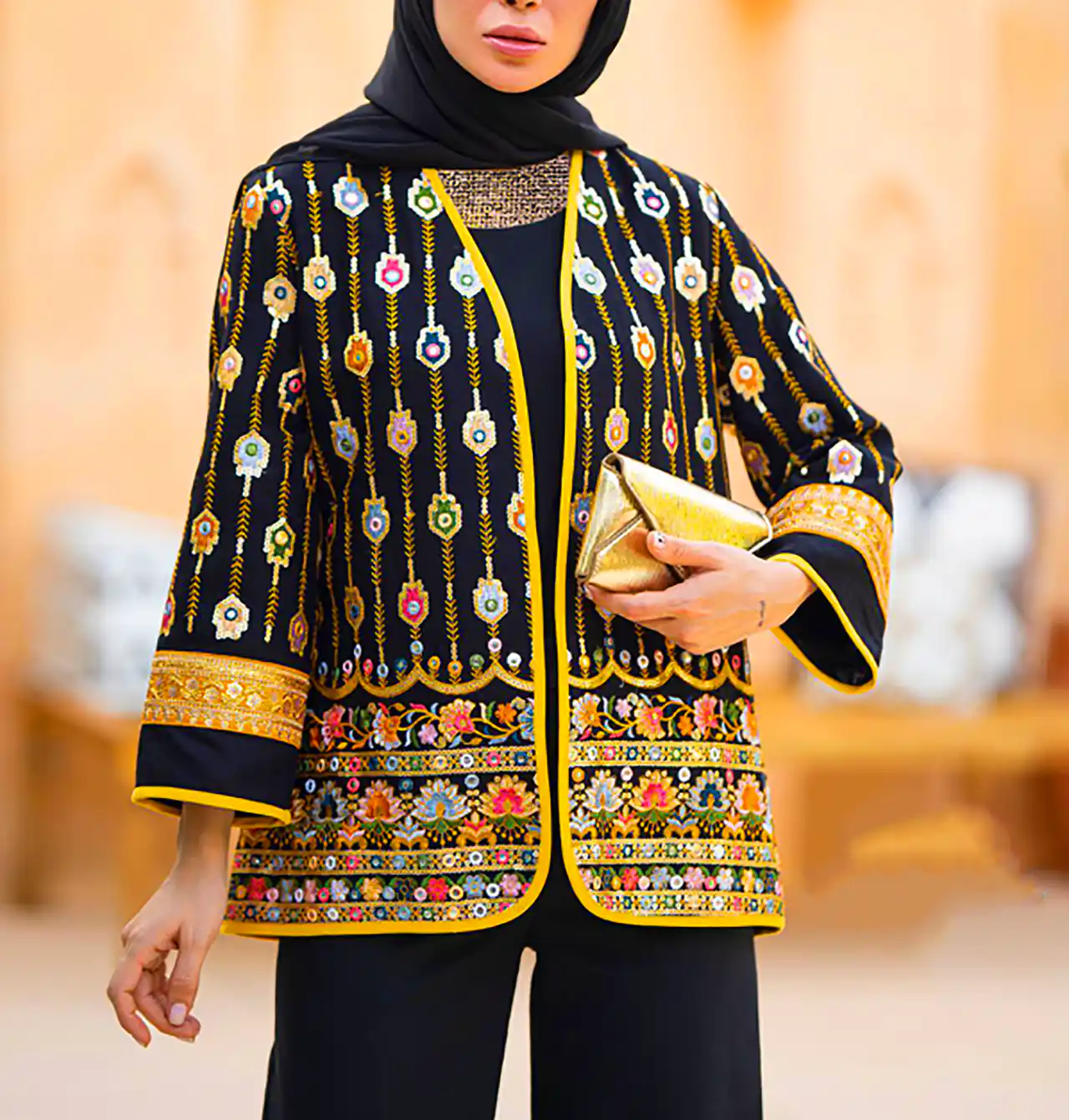 مانتو سنتی سوزن دوزی